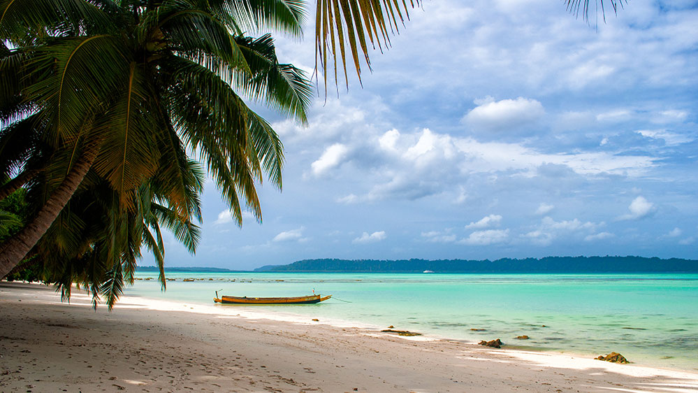 plage paradisiaque yoga inde